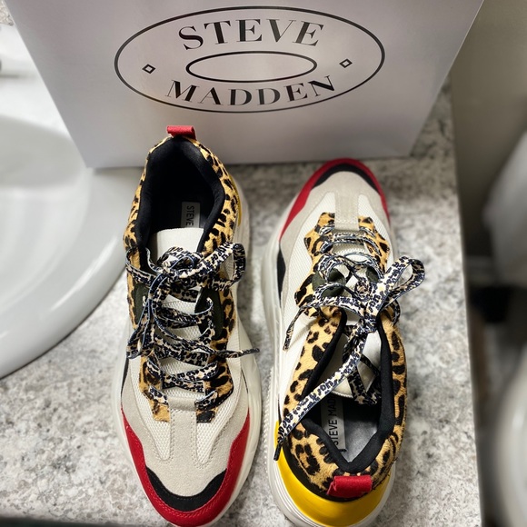 steve madden antonia leopard